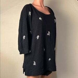 Loft Plus Navy Blue Floral  100% Cotton Embroidered Swing Sweatshirt Size 20/22